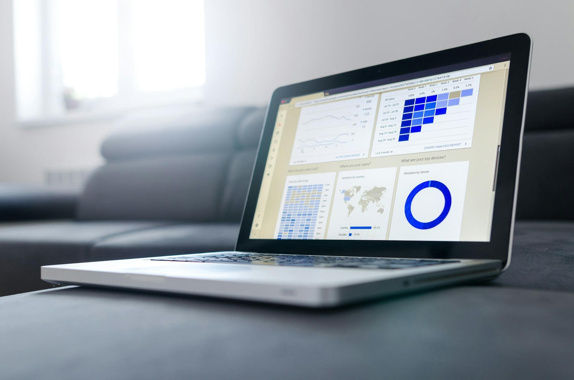 Patent Market Valuation for Data-Driven Decisions Patent Market Valuation enables Data-Driven Decisions and Eliminates Emotional Decision Making and Guessing